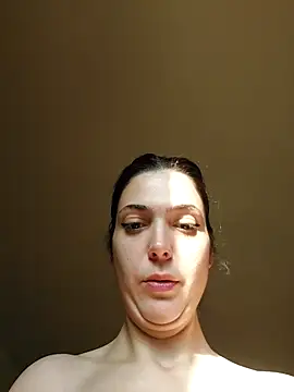 Snapshot of JoLeNe27 chatting on 6, 3, 2025 JoLeNe27 online show from 6, 3, 2025