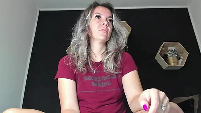 Snapshot of Alesys69 chatting on 27, 9, 2025 Alesys69 online show from 27, 9, 2025