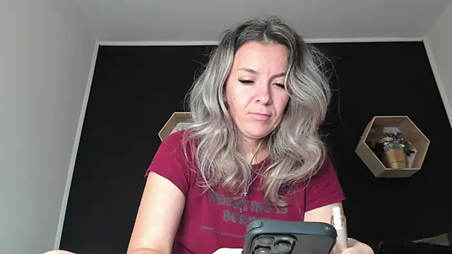 Snapshot of Alesys69 chatting on 28, 9, 2025 Alesys69 online show from 28, 9, 2025