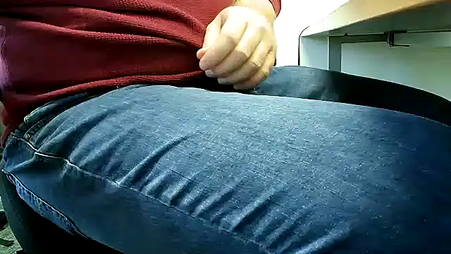 Snapshot of 69bezfleku chatting on 19, 12, 2024 69bezfleku online show from 19, 12, 2024