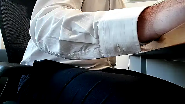 Snapshot of 69bezfleku chatting on 5, 2, 2025 69bezfleku online show from 5, 2, 2025