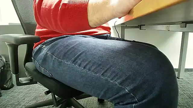 Snapshot of 69bezfleku chatting on 10, 2, 2025 69bezfleku online show from 10, 2, 2025