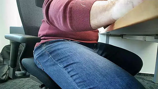 Snapshot of 69bezfleku chatting on 18, 2, 2025 69bezfleku online show from 18, 2, 2025