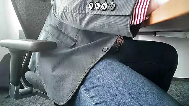 Snapshot of 69bezfleku chatting on 11, 3, 2025 69bezfleku online show from 11, 3, 2025