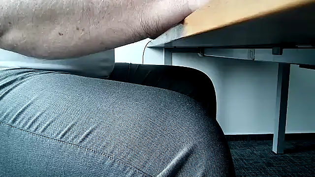 Snapshot of 69bezfleku chatting on 25, 9, 2025 69bezfleku online show from 25, 9, 2025