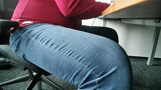 Snapshot of 69bezfleku chatting on 17, 10, 2025 69bezfleku online show from 17, 10, 2025