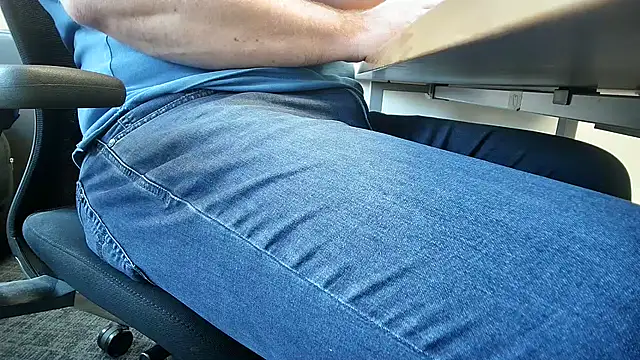 Snapshot of 69bezfleku chatting on 20, 10, 2025 69bezfleku online show from 20, 10, 2025