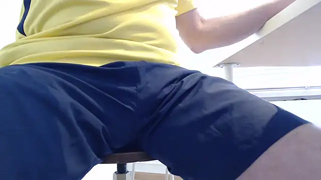 Snapshot of papiculo86 chatting on 5, 3, 2025 papiculo86 online show from 5, 3, 2025