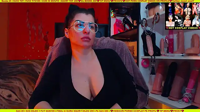cuminmenowbbyx online show from 8, 3, 2025