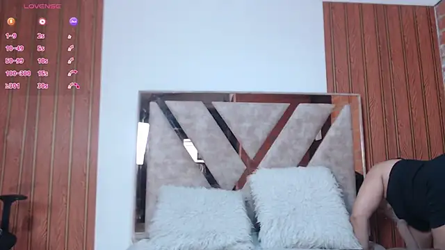 AGATHAA WHITE online show from 12, 1, 2026