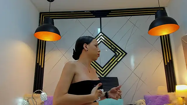 Snapshot of Leisygirl chatting on 12, 9, 2025 Leisygirl online show from 12, 9, 2025