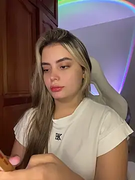Snapshot of Miss_valeriaa chatting on 23, 6, 2026 Miss valeriaa online show from 23, 6, 2026