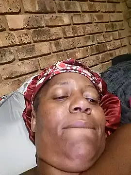 Snapshot of Galcraze chatting on 13, 3, 2025 Galcraze online show from 13, 3, 2025