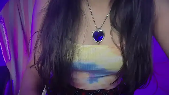 Snapshot of Queen_Angelena chatting on 4, 11, 2025 Queen Angelena online show from 4, 11, 2025