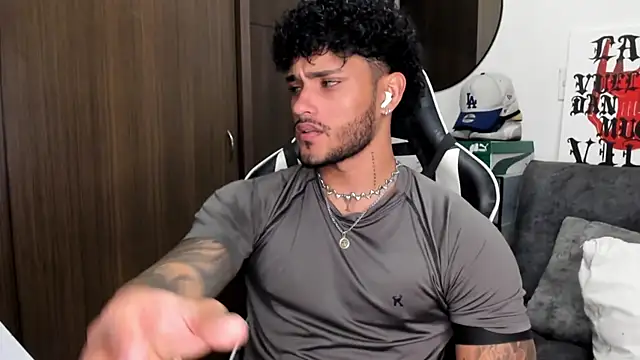 Alessandro Vanni online show from 9, 9, 2025