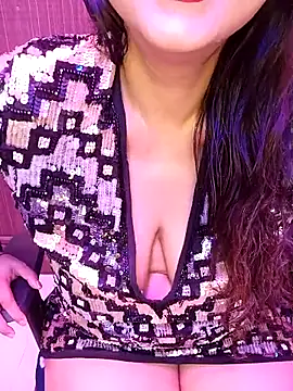 Snapshot of indian_passion chatting on 3, 10, 2025 indian passion online show from 3, 10, 2025