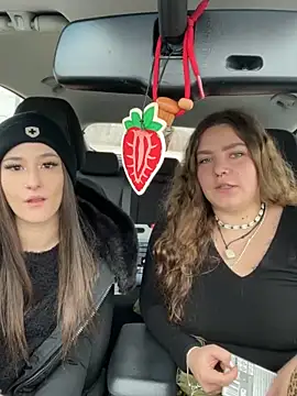 joanaelaa online show from 4, 2, 2025