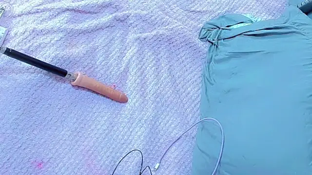 Imannejulienne online show from 1, 4, 2026