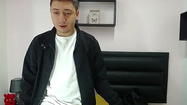 Snapshot of ares_sexxx chatting on 3, 3, 2025 ares sexxx online show from 3, 3, 2025