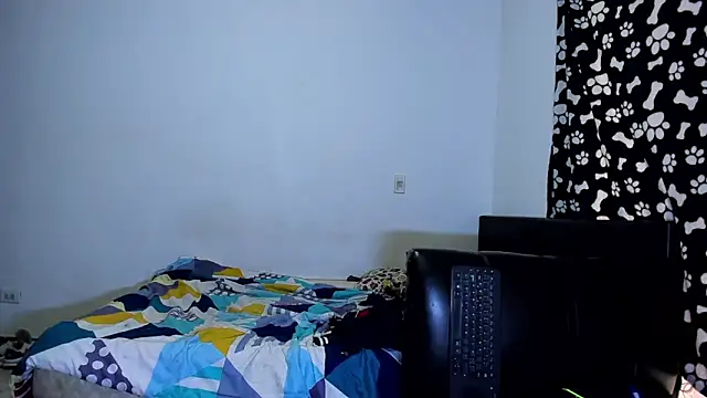 Snapshot of ares_sexxx chatting on 10, 10, 2025 ares sexxx online show from 10, 10, 2025