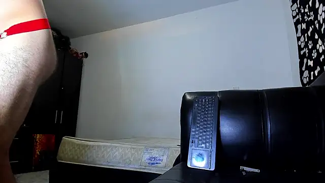 Snapshot of ares_sexxx chatting on 3, 11, 2025 ares sexxx online show from 3, 11, 2025