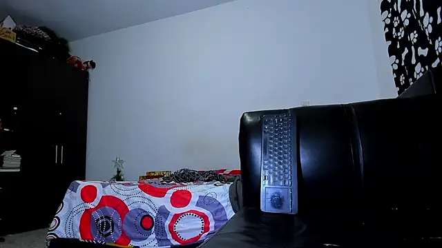 Snapshot of ares_sexxx chatting on 27, 11, 2025 ares sexxx online show from 27, 11, 2025