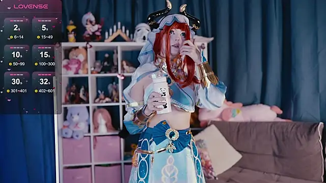 Snapshot of MadnessAlison chatting on 25, 2, 2025 MadnessAlison online show from 25, 2, 2025