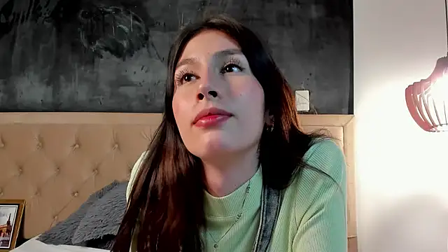 valeria gonzales  online show from 4, 2, 2025