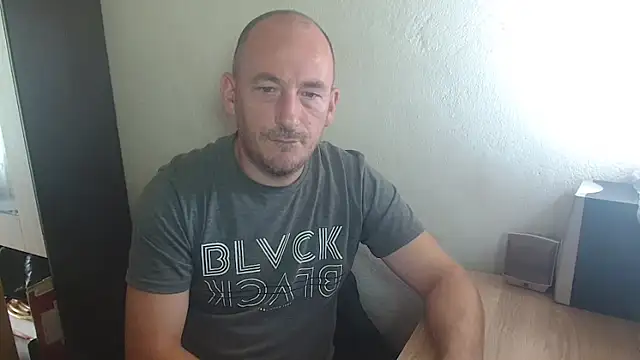 Johan   Barker online show from 30, 9, 2025