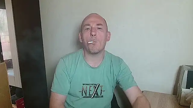 Snapshot of Johan___Barker chatting on 18, 3, 2026 Johan Barker online show from 18, 3, 2026