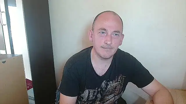 Snapshot of Johan___Barker chatting on 26, 3, 2026 Johan Barker online show from 26, 3, 2026