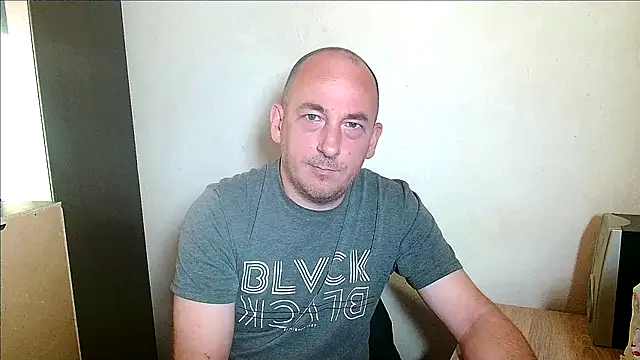 Snapshot of Johan___Barker chatting on 24, 4, 2026 Johan Barker online show from 24, 4, 2026