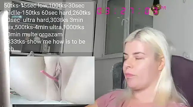 Snapshot of queenofthenighttt chatting on 6, 12, 2024 queenofthenighttt online show from 6, 12, 2024