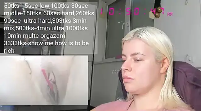 Snapshot of queenofthenighttt chatting on 28, 12, 2024 queenofthenighttt online show from 28, 12, 2024