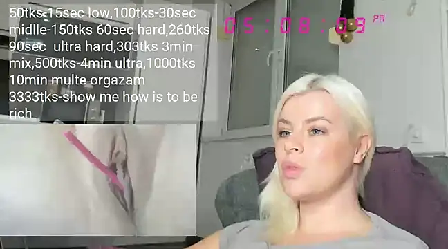 Snapshot of queenofthenighttt chatting on 29, 12, 2024 queenofthenighttt online show from 29, 12, 2024