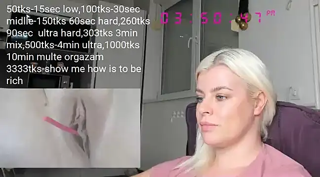 Snapshot of queenofthenighttt chatting on 30, 12, 2024 queenofthenighttt online show from 30, 12, 2024