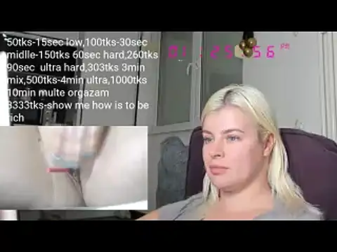 Snapshot of queenofthenighttt chatting on 4, 1, 2025 queenofthenighttt online show from 4, 1, 2025