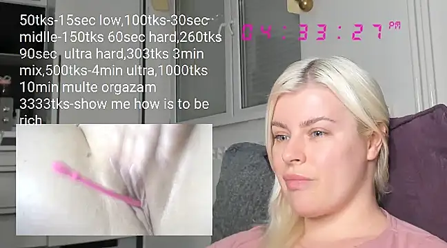 Snapshot of queenofthenighttt chatting on 13, 2, 2025 queenofthenighttt online show from 13, 2, 2025