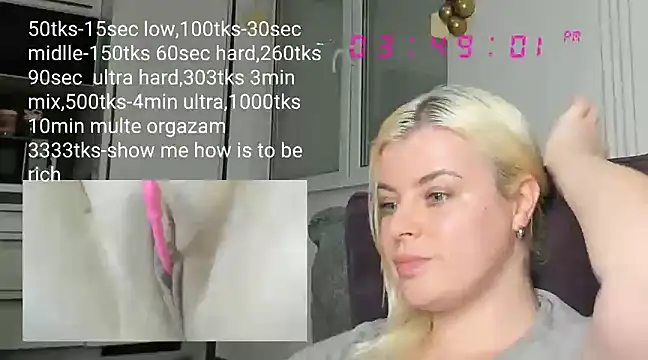 Snapshot of queenofthenighttt chatting on 18, 2, 2025 queenofthenighttt online show from 18, 2, 2025