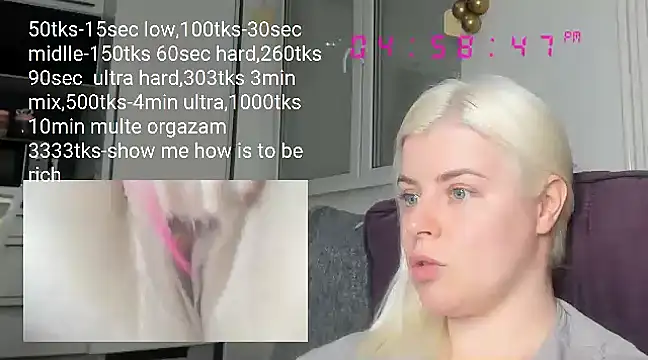 Snapshot of queenofthenighttt chatting on 4, 3, 2025 queenofthenighttt online show from 4, 3, 2025