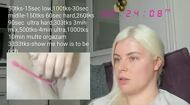 Snapshot of queenofthenighttt chatting on 6, 3, 2025 queenofthenighttt online show from 6, 3, 2025