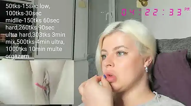 Snapshot of queenofthenighttt chatting on 21, 3, 2025 queenofthenighttt online show from 21, 3, 2025