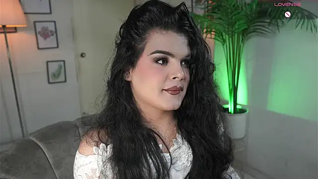 artechloe online show from 15, 10, 2025