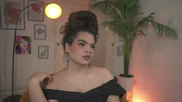 artechloe online show from 25, 11, 2025