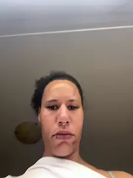 AaliyahHarris online show from 8, 4, 2026