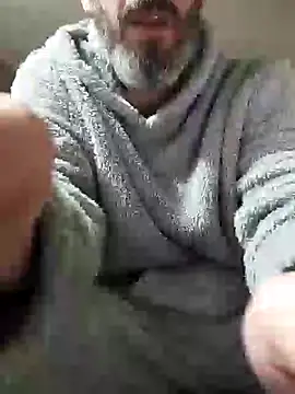 Snapshot of 207RCCam chatting on 12, 1, 2025 207RCCam online show from 12, 1, 2025