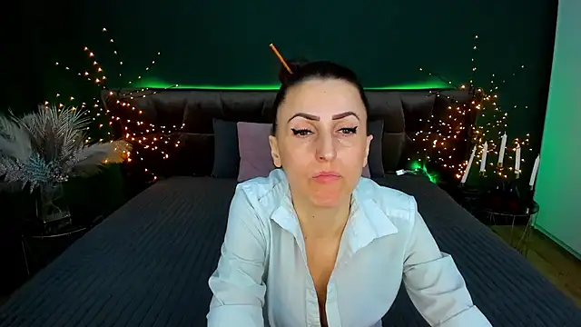 Rebecca Diamond online show from 2, 3, 2026