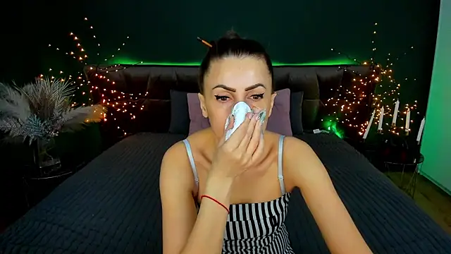 Rebecca Diamond online show from 3, 3, 2026