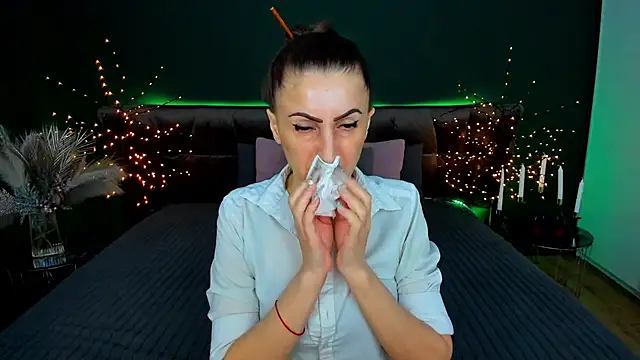 Rebecca Diamond online show from 11, 3, 2026