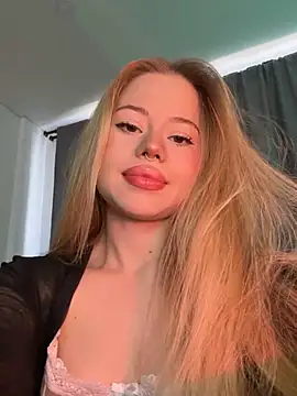 curchez  online show from 29, 1, 2025